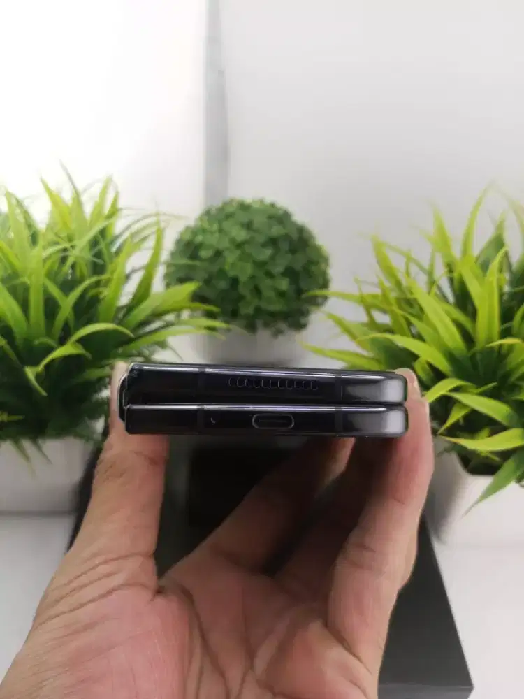 Samsung galaxy FOLD 4 12/256 Resmi sein
Kelengkapan fullset original