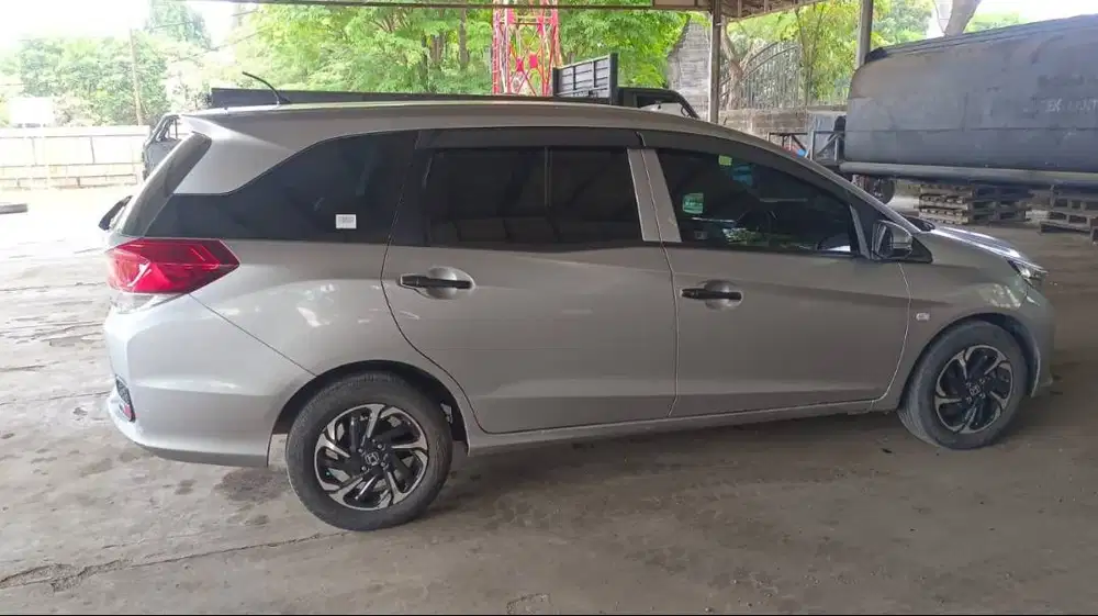 [SURABAYA] MOBILIO 2019 TIPE S MT