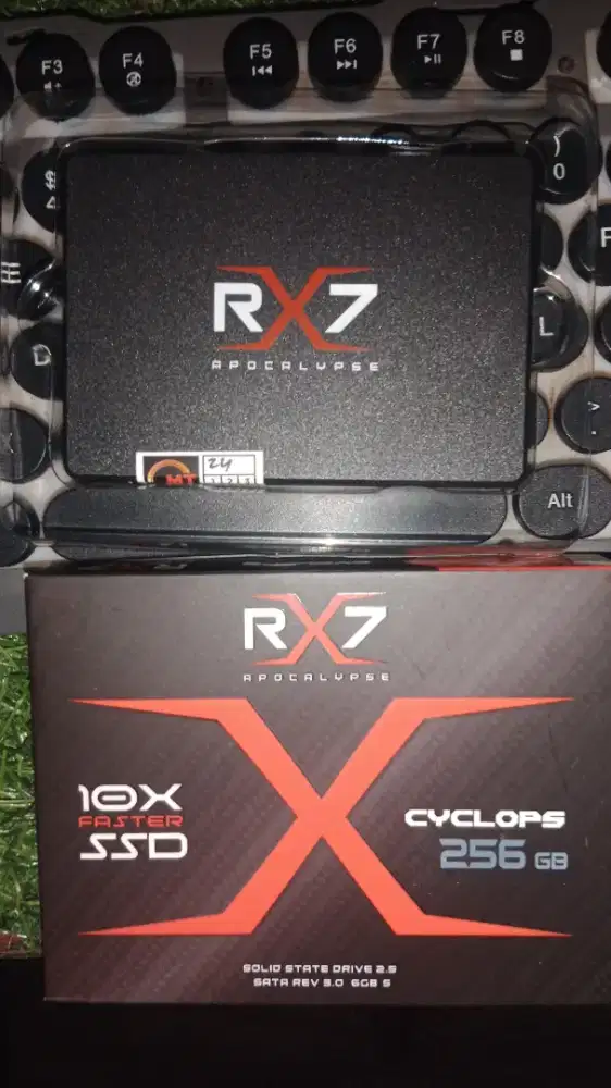 SSD 256GB NEW UNBOXING