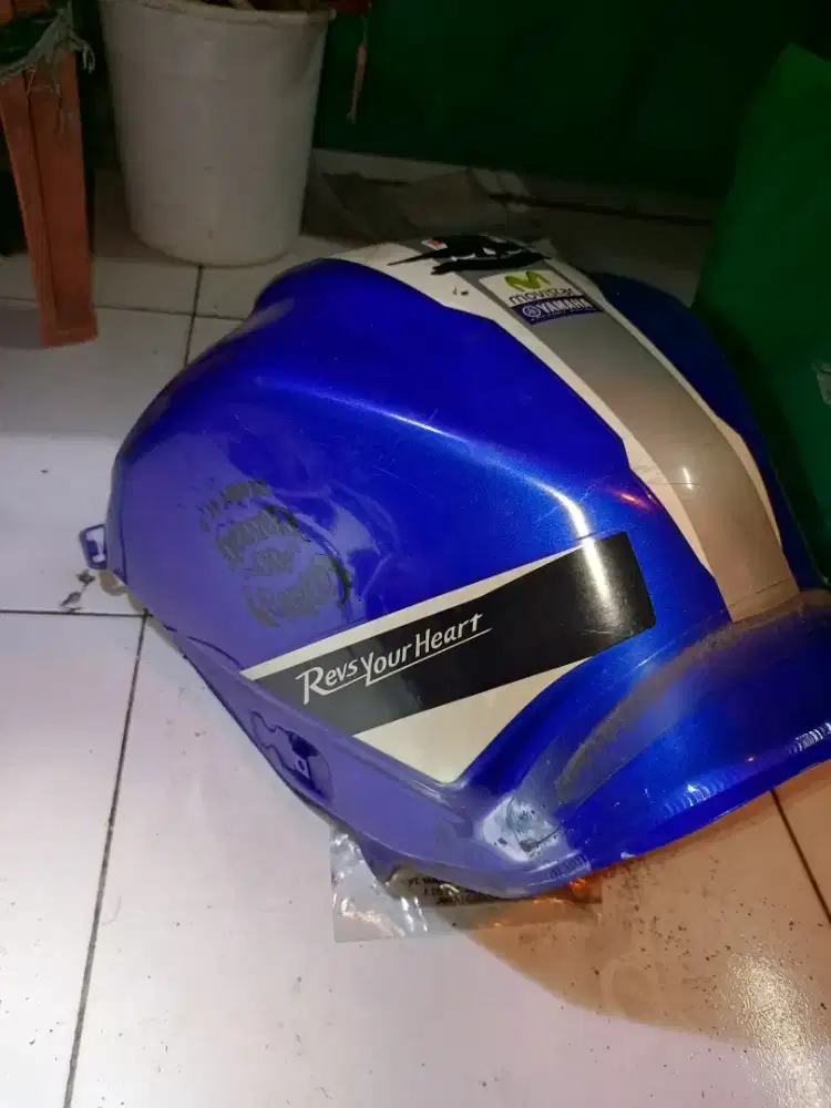 Tangki bensin motor Vixion original