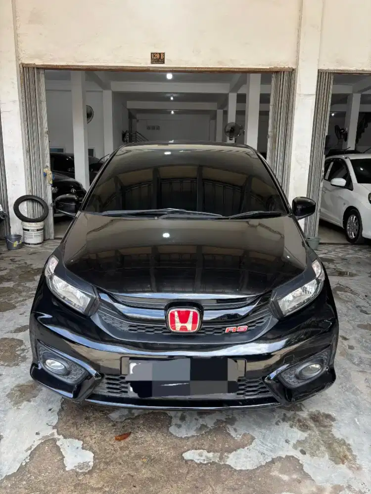 Brio E matic 2019 / 2020 istimewa dp 18 jt