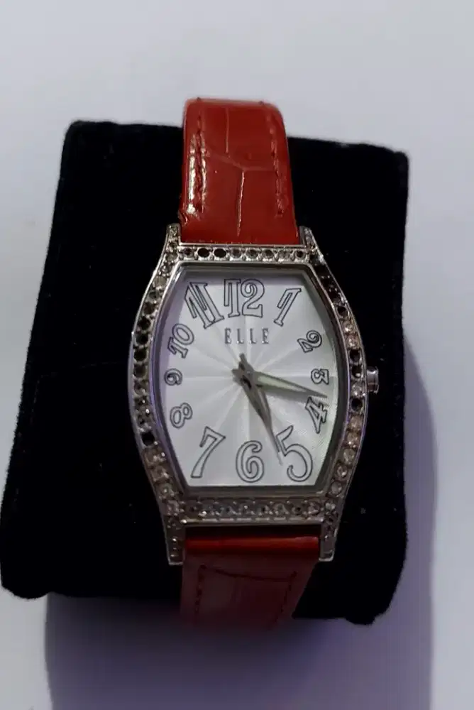 Jam Tangan Elle