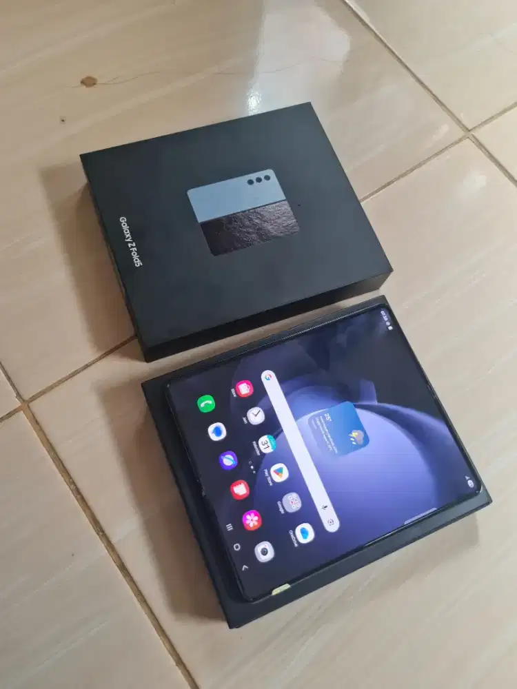 SAMSUNG Z FOLD 5 5G RAM 12/512GB EX SEIN WARNA LIMITED EDITION