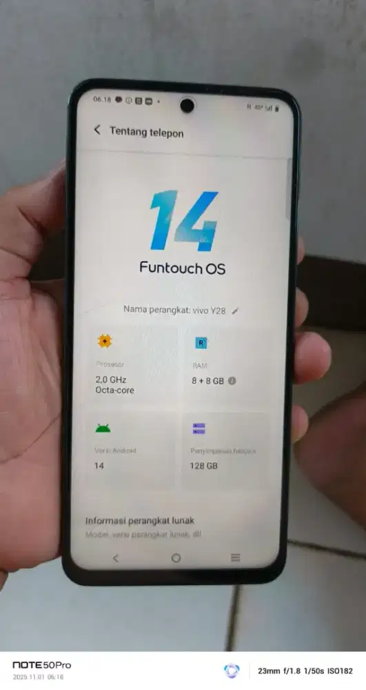 Vivo.  Y28 resmi. 8+8/128 mlus cas biasa nfc