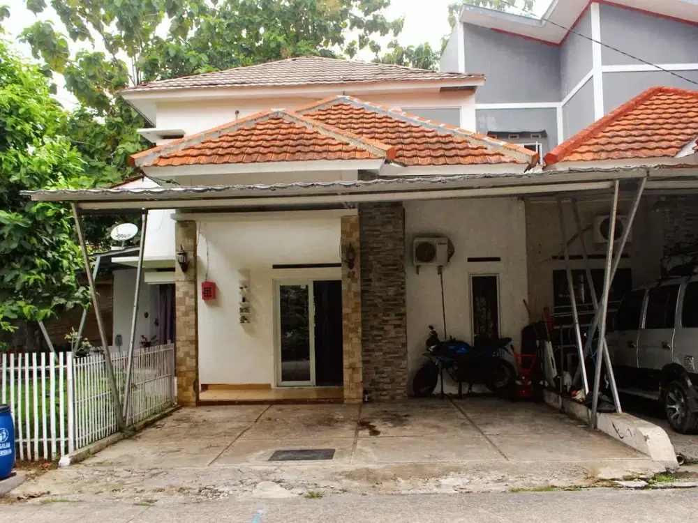 Rumah Carport Luas 10 Mnt ke Cibinong City Mall Bisa Nego J-19586