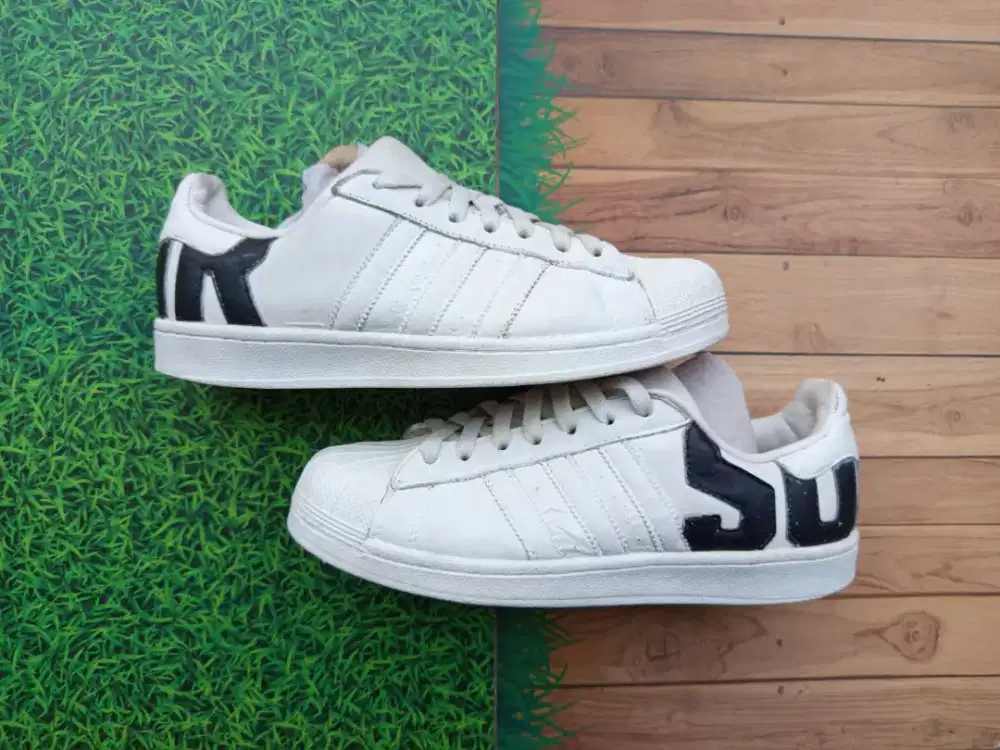 Adidas Superstar Big Logo •Preloved, Second, Thrift•