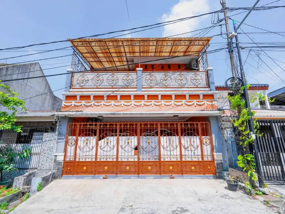 Rumah Strategis Dekat Terminal dan Stasiun di Cakung Siap Huni J-24630