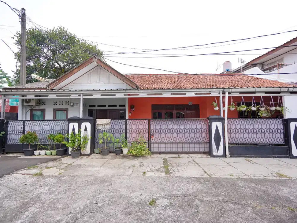 Rumah 1 Lt Luas Dekat Trans Studio Mall Cibubur Hadap Utara J-24005
