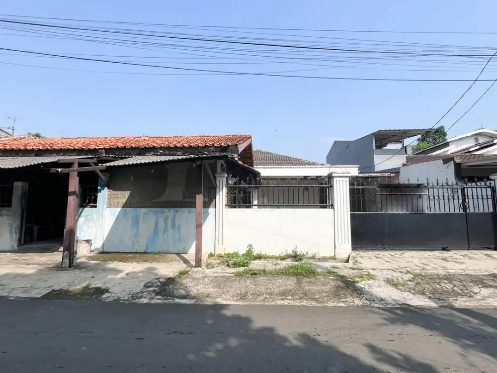 Rumah SHM Tanah Luas 12 Menit ke RSUD Pesanggrahan Dibantu KPR J-23415