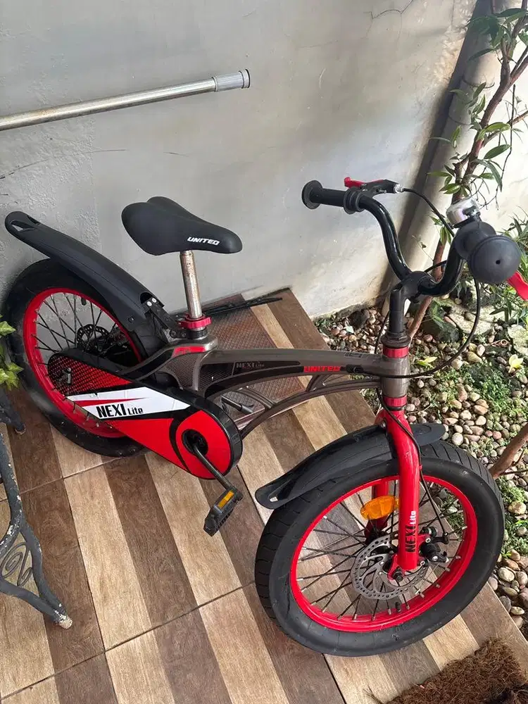 Sepeda anak bmx united nexi lite 18 inch