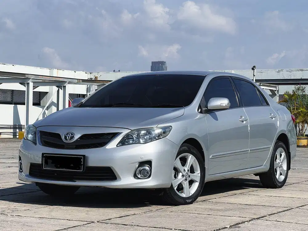 Toyota Altis 2.0 V matic 2012