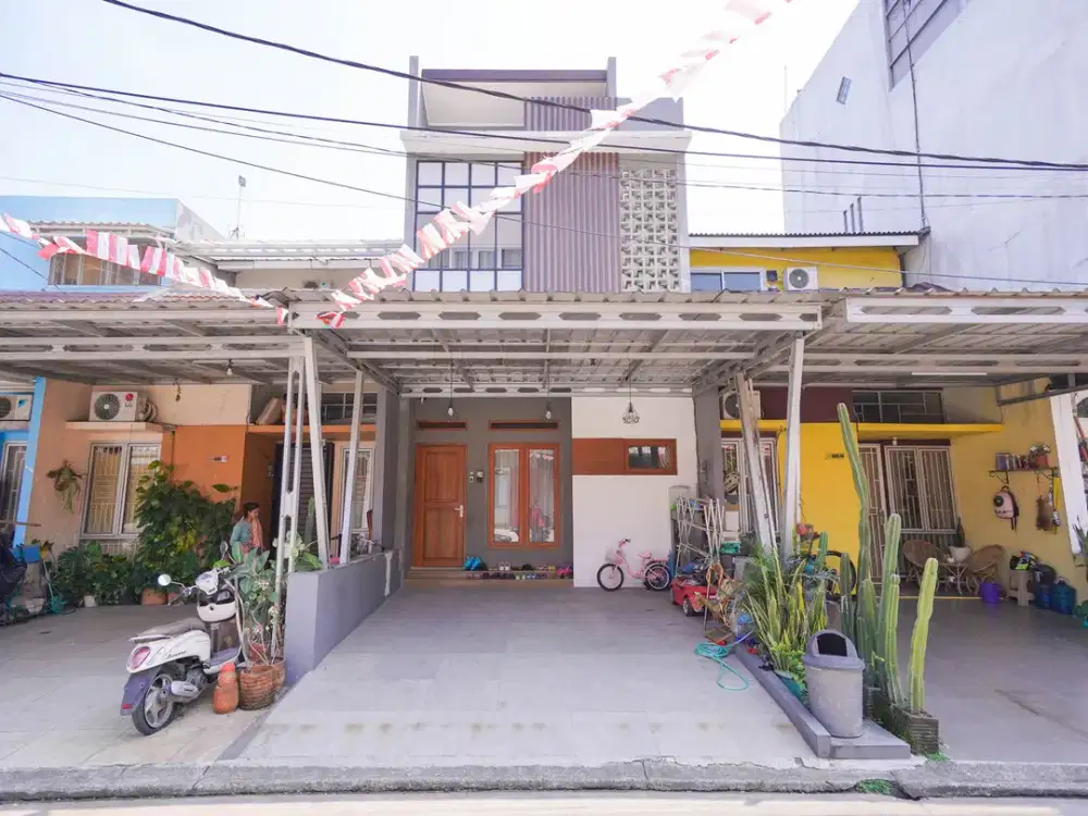 Rumah 2 Lantai Dekat Stasiun Cikarang Bebas Banjir Siap Huni J-24547