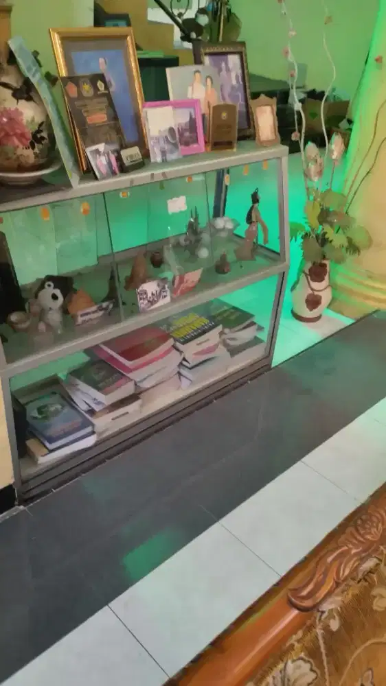 Etalase murah bisa tuk usaha Dan di dapur pajng 120cm tinggi 1meter