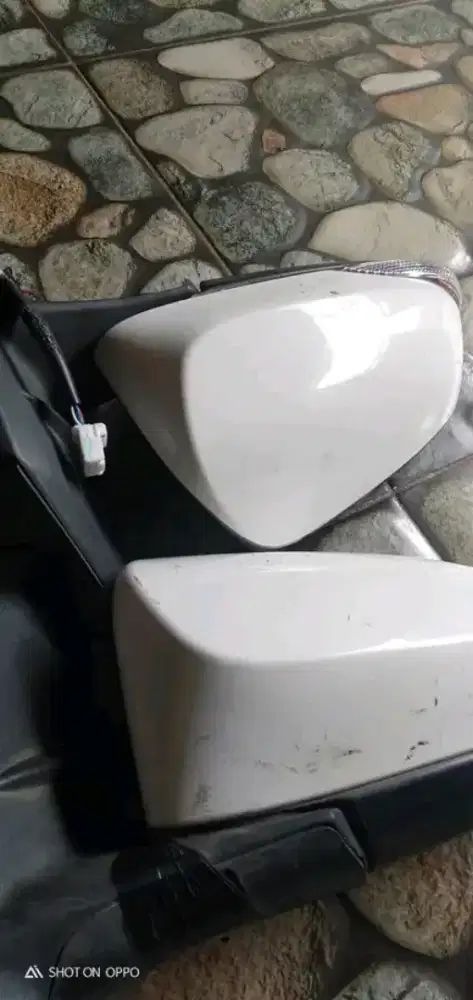 SPION MOBIL 1 SET TOYOTA CALYA