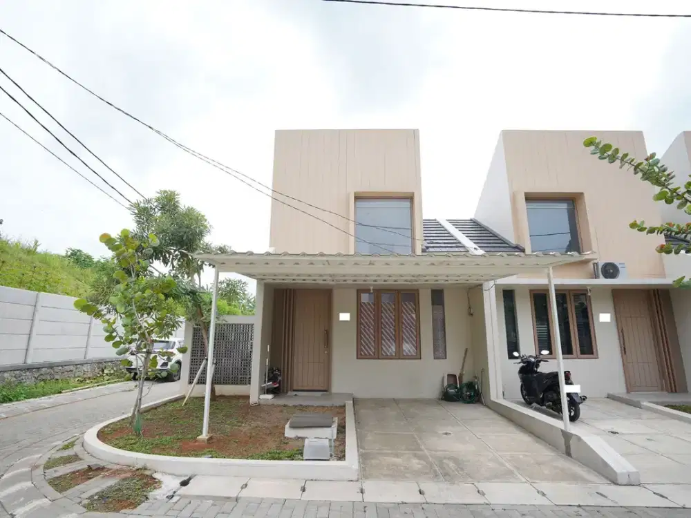 Rumah Strategis di Springhill Yume Lagoon Minimalis Siap KPR J-21081