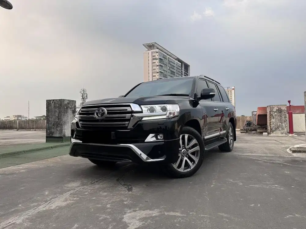 Land Cruiser VXR200 V8 ATPM / lexus istimewa termurah