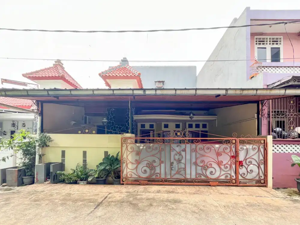 Rumah Hadap Utara 5 Kamar Tidur 15 Menit ke Revo Mall Bekasi J-26948