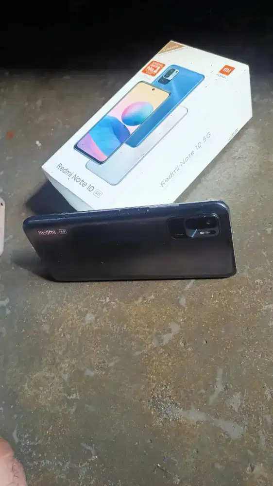 XIAOMI REDMI NOTE 10 5G 8+3/128 HP KOTAK FP DI SAMPING LAYAR OFF NEPIS