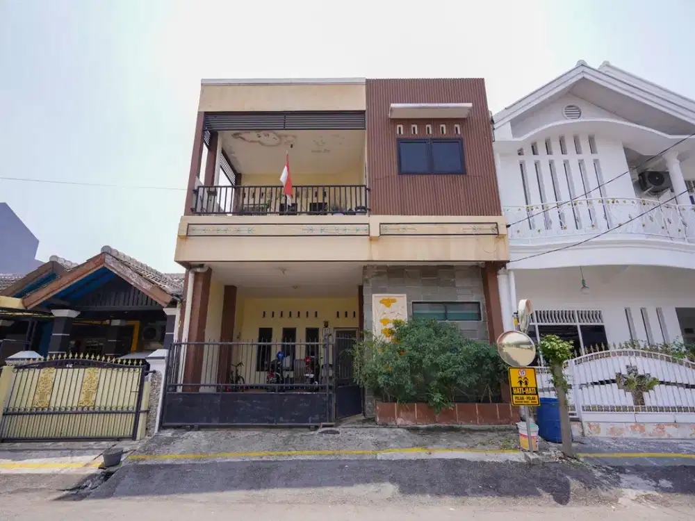 Rumah Nego 5 Kamar Tidur 15 Menit ke Living Plaza Jababeka Siap KPR J-24765