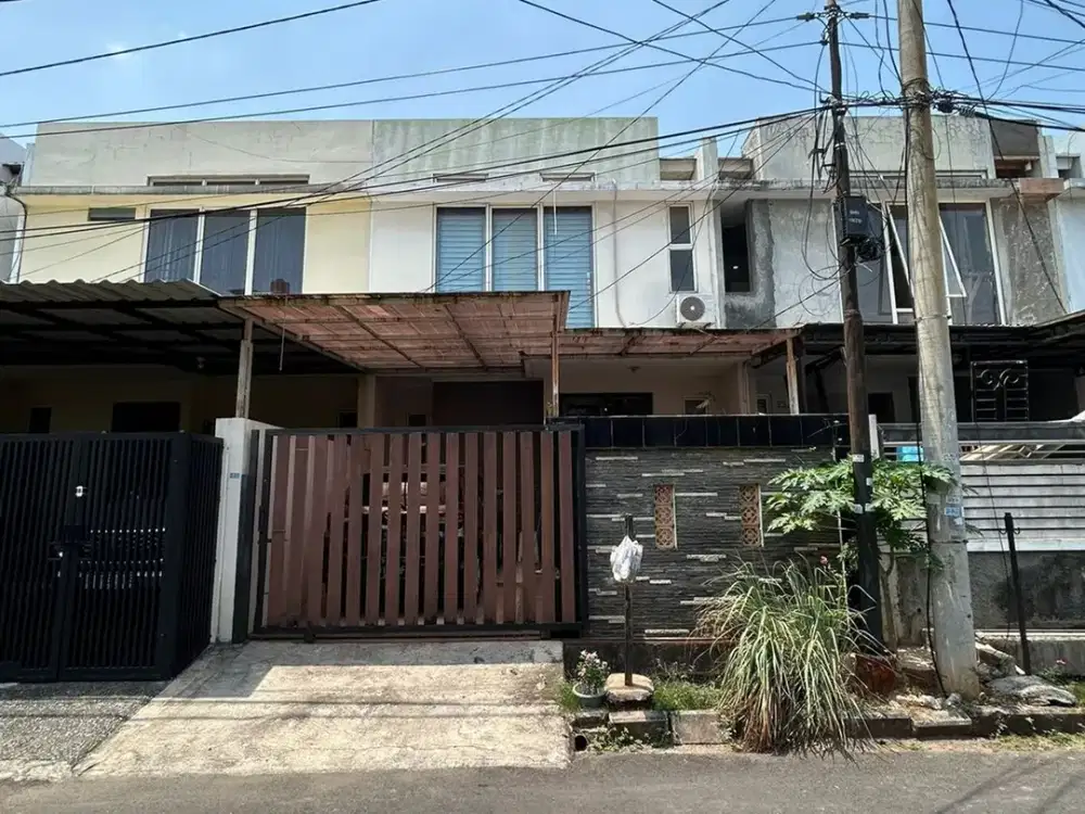Rumah Strategis Akses Dekat Stasiun dan Terminal di Kalideres J-27782