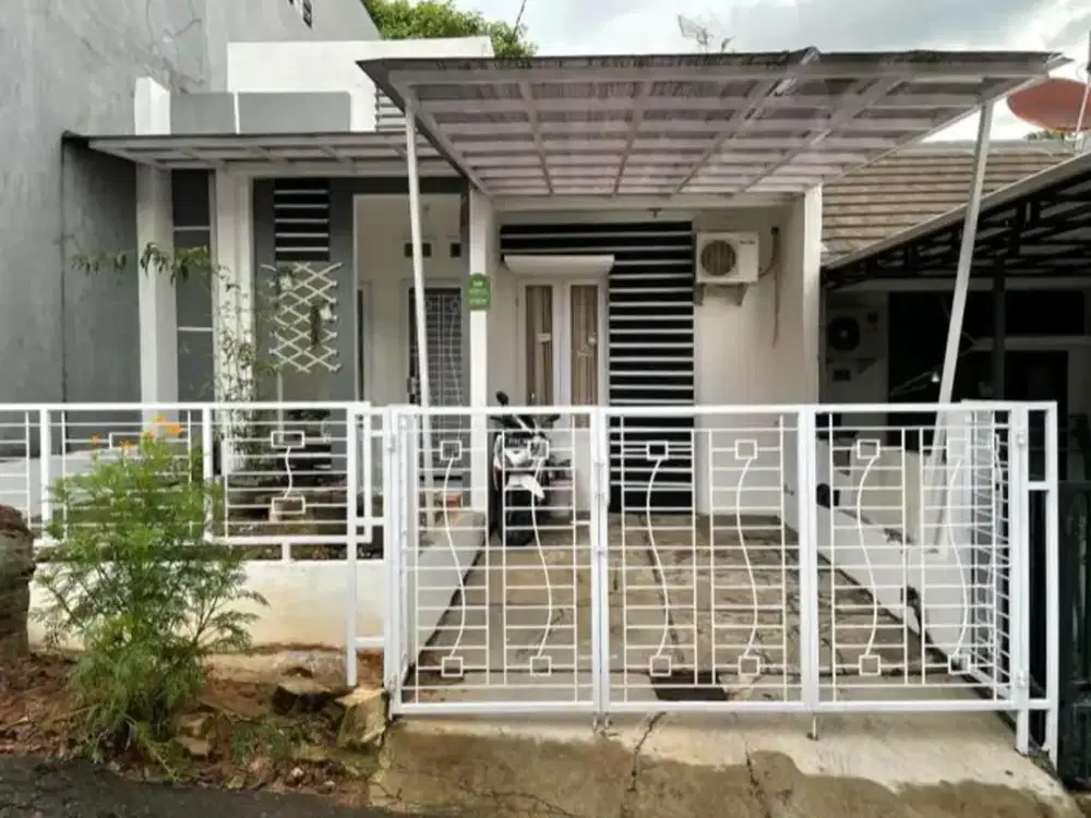 Rumah Seken Strategis 8 Menit ke Stasiun Depok Lama Siap KPR J-19101