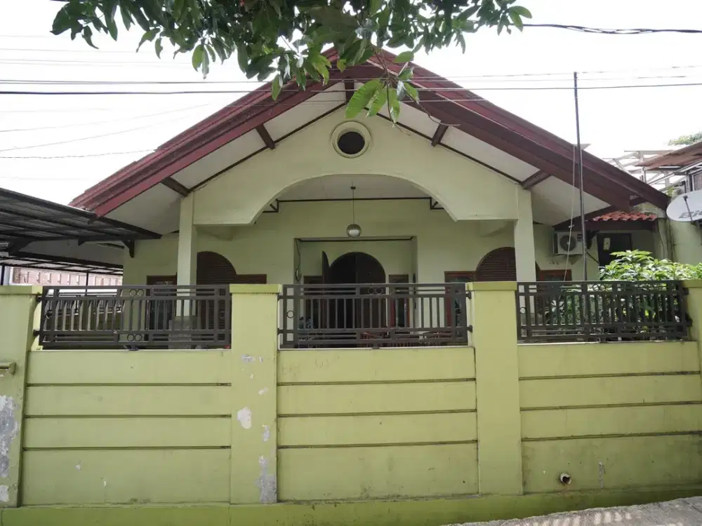 Dijual Rumah Bebas Banjir di Jl Swatantra Bekasi Siap Nego KPR J-20600
