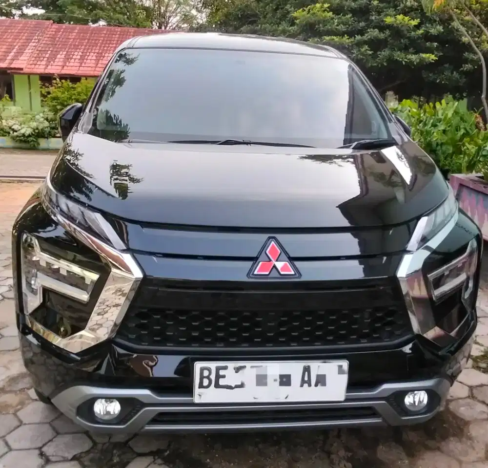 Xpander Matic 2024 New Hitam