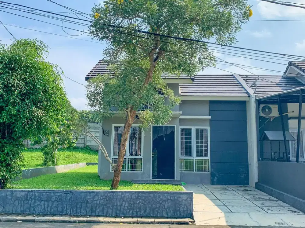 Rumah LT 135 Hadap Selatan dekat Metropolitan Mall Cileungs Siap KPR J-23015