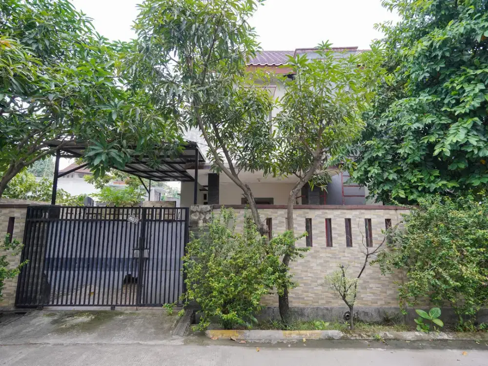 Dijual Rumah Asri 2 Lt 15 Menit ke Grand Galaxy Park Siap Huni J-25495