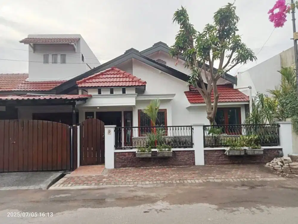 MURAH 11/METER RUMAH KLASIK MEGAH 1,5 LT DI BARU DEKAT MERR