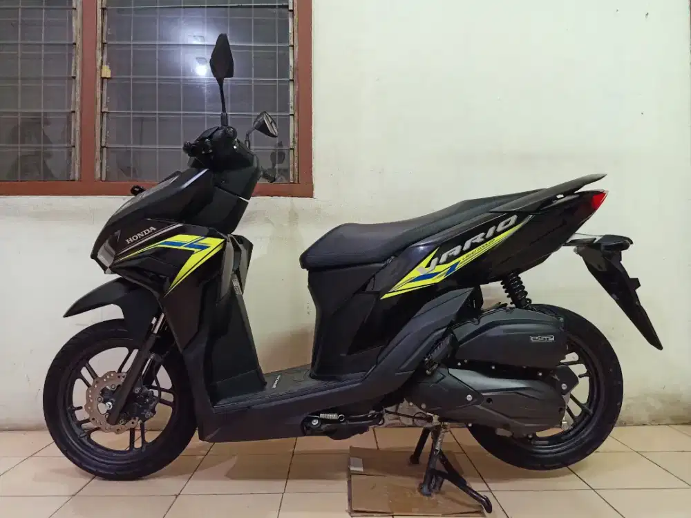Honda NEW VARIO 125 CBS SPORTY PERAKITAN 2025 BL 5 (LIKE NEW /LOW KM )