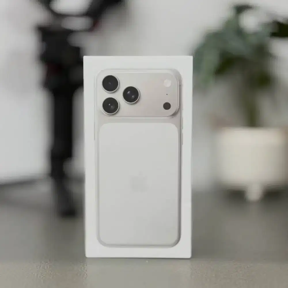 iPhone 17 Pro iBox New Silver Bisa Tuker tambah