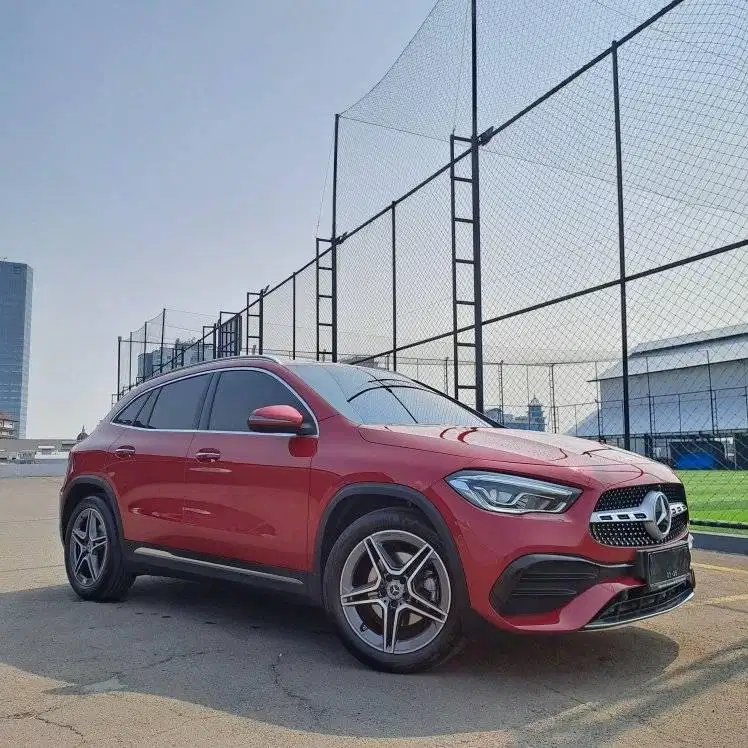 [ FaceLift ] Mercedes Benz GLA200 / GLA 200 AMG 2021 Red On Black