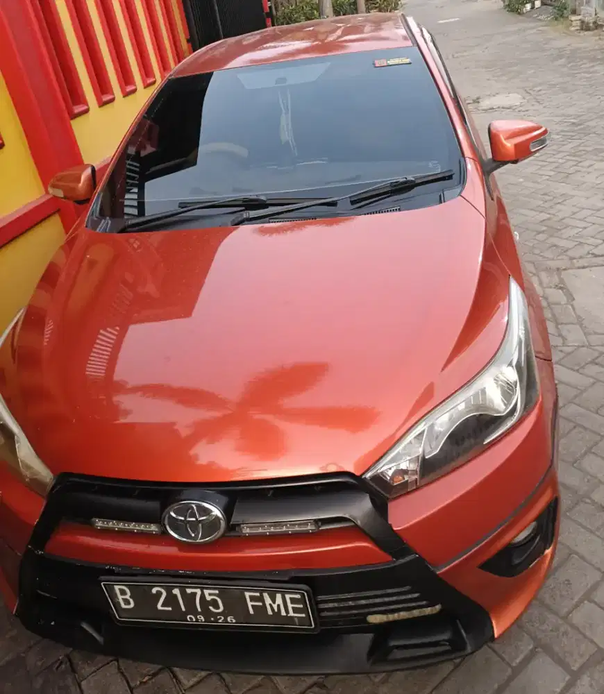 Toyota Yaris E 1.5 AT 2015