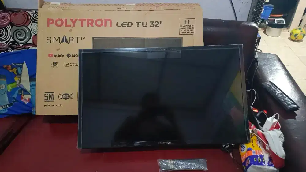 Led TV 32 Polytron Smart TV Like New