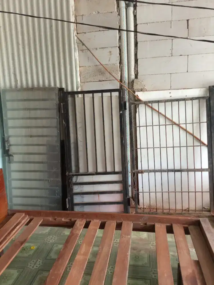Borongan pintu Besi 4 buah