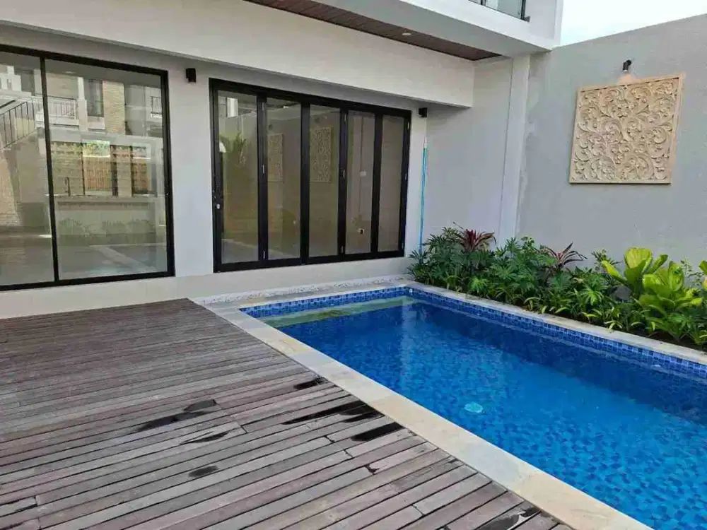 Jual Rumah Baru 2lt Bergaya Villa ada Private Kolam Renang area Kertalangu Denpasar Timur