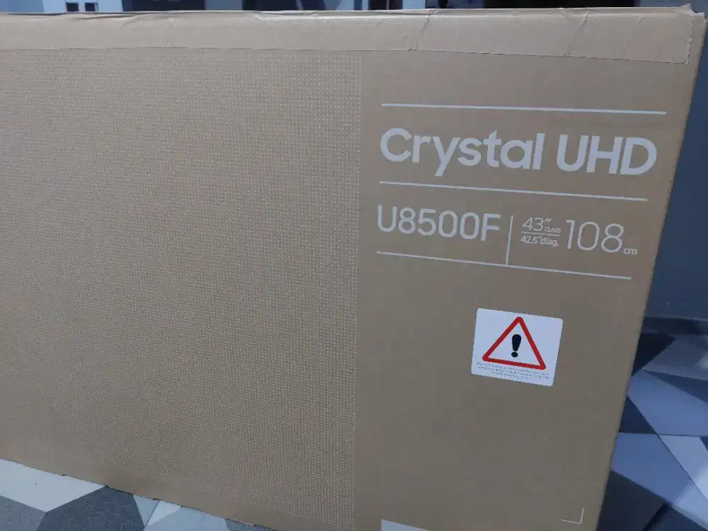 Samsung smart tv 43 inch terbaru 2025 43U8500 remot solarcell