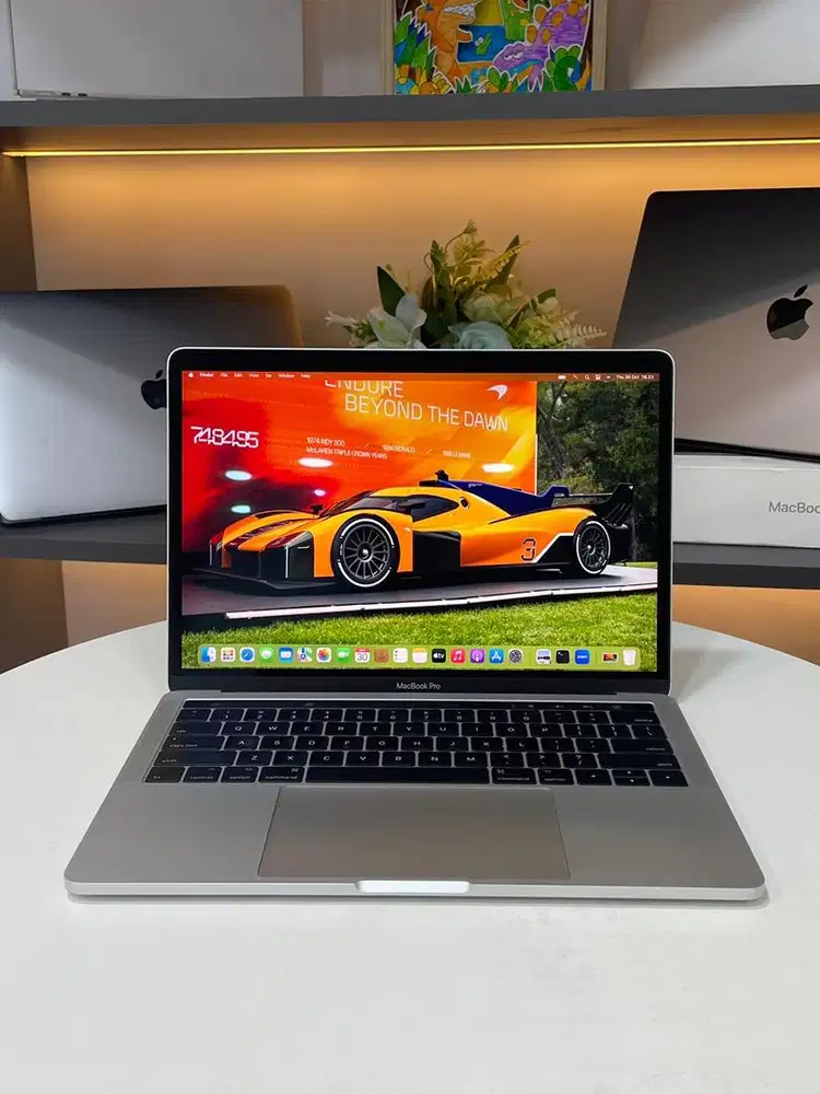 MacBook Pro 2017 TouchBar i5 8/256GB