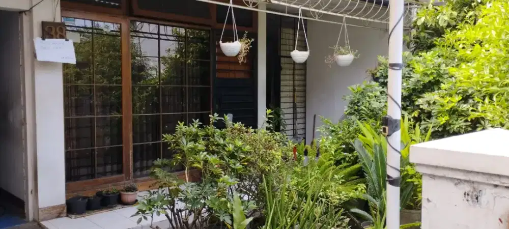 Di Jual Rumah Sayap Pajajaran Dekat Griya