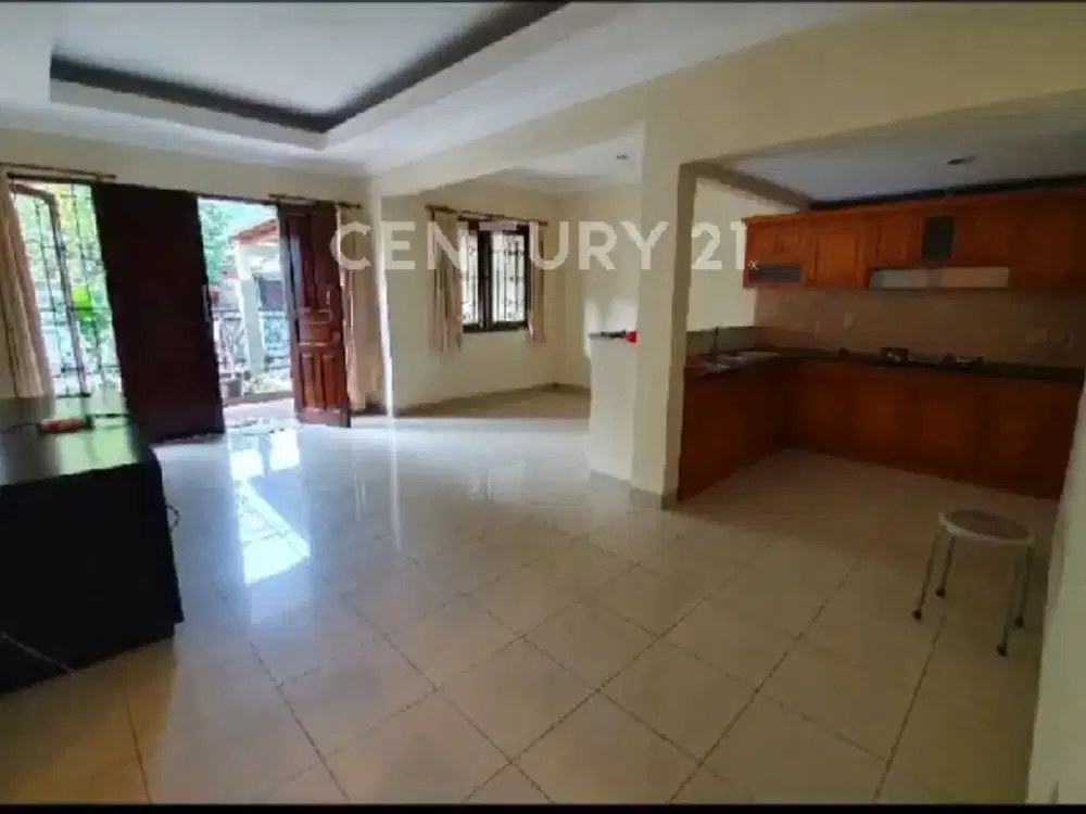 Disewakan Rumah Pulomas Siap Huni Bebas Banjir Strategis R1716