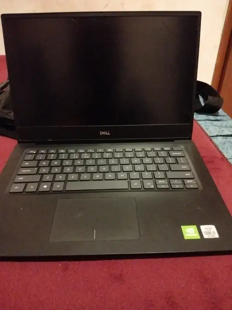 Laptop Dell Vostro 5490