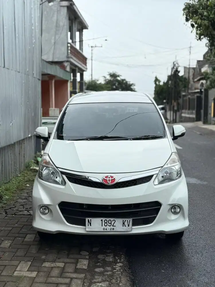 Avanza Veloz 1.5 AT 2013 Good Conditions