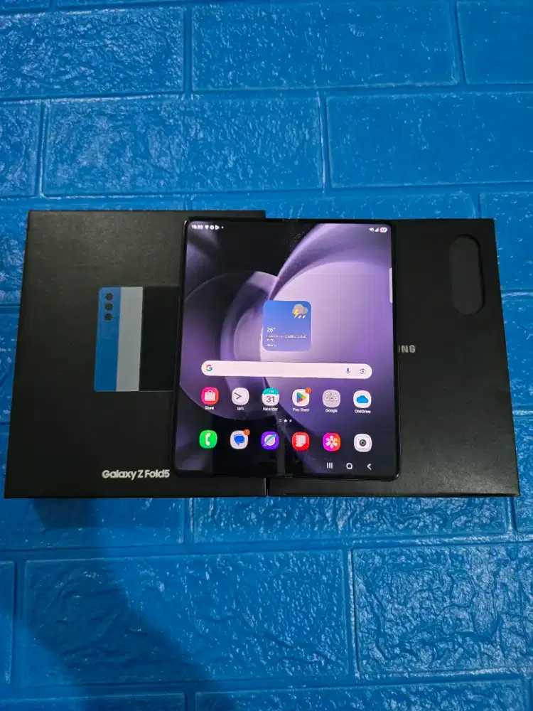 Samsung Z Fold 5 5G 12/512GB SEIN Lengkap Normal