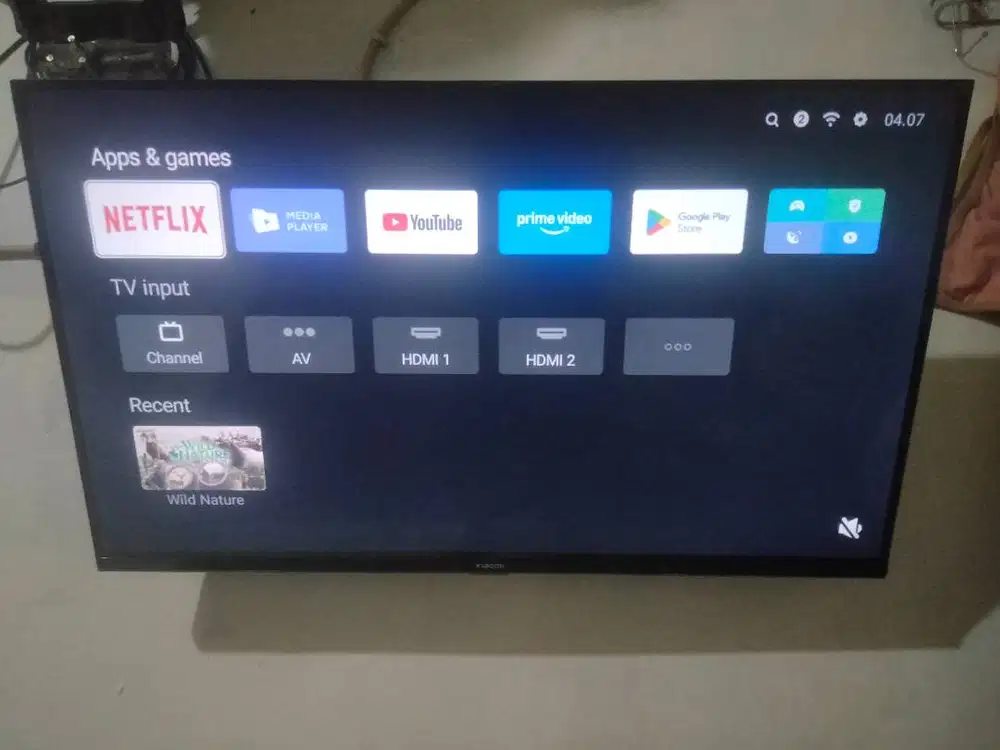 Smart tv merek siomi 32 in