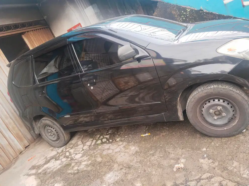 Daihatsu Xenia 2011 Bensin