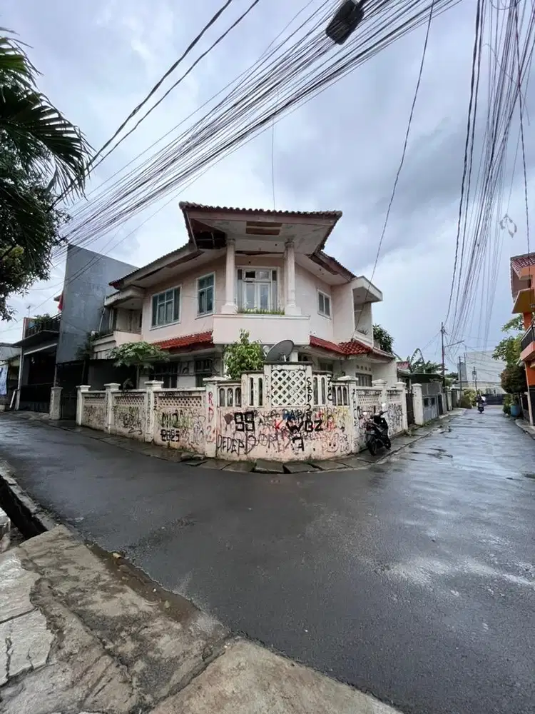RUMAH HOOK Pesanggrahan ulujami dekat bintaro, cipulir, tanah kusir