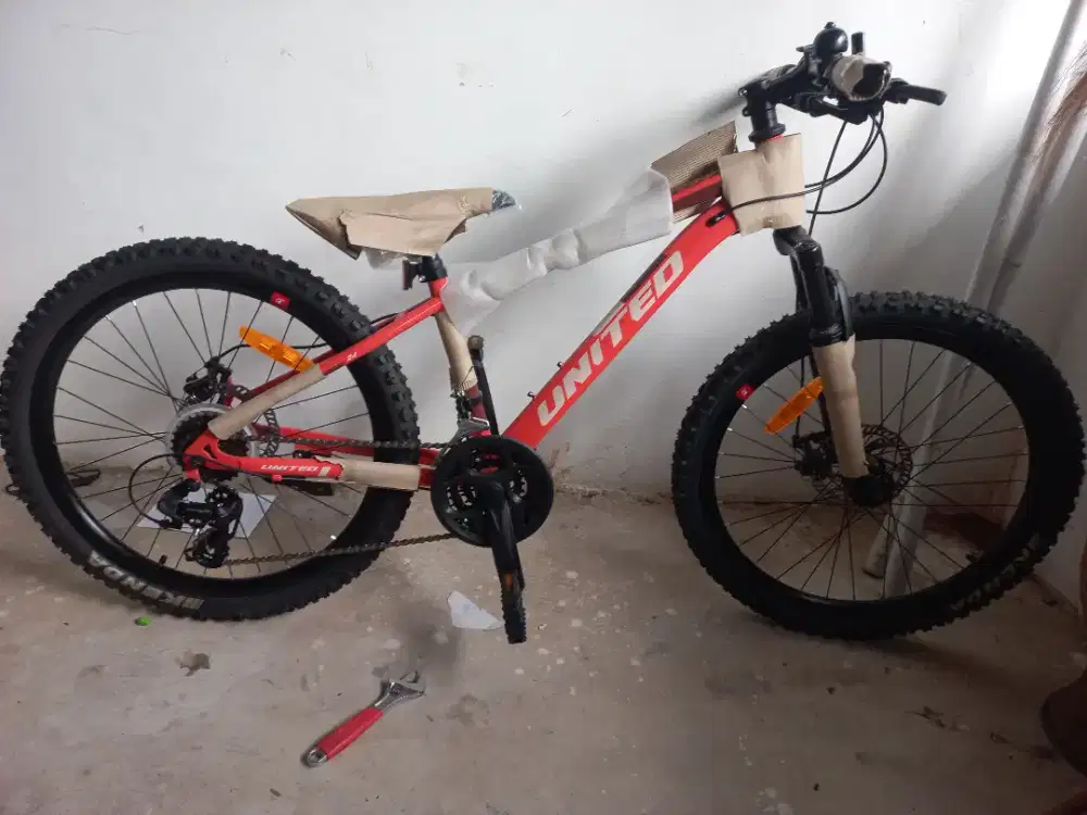Sepeda MTB merk United