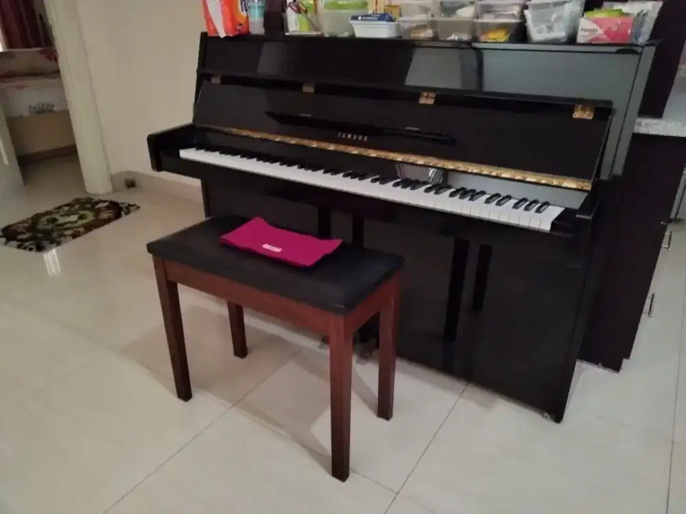 Dijual Piano Yamaha