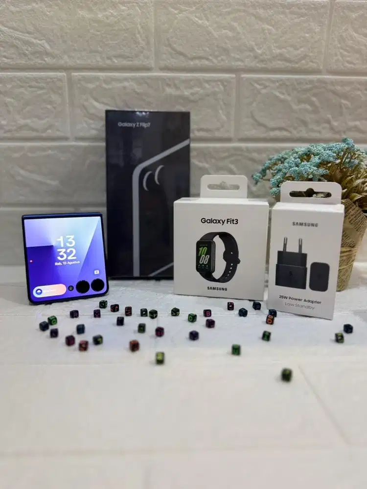 Samsung Z Flip 7 free fit 3 dan adapter